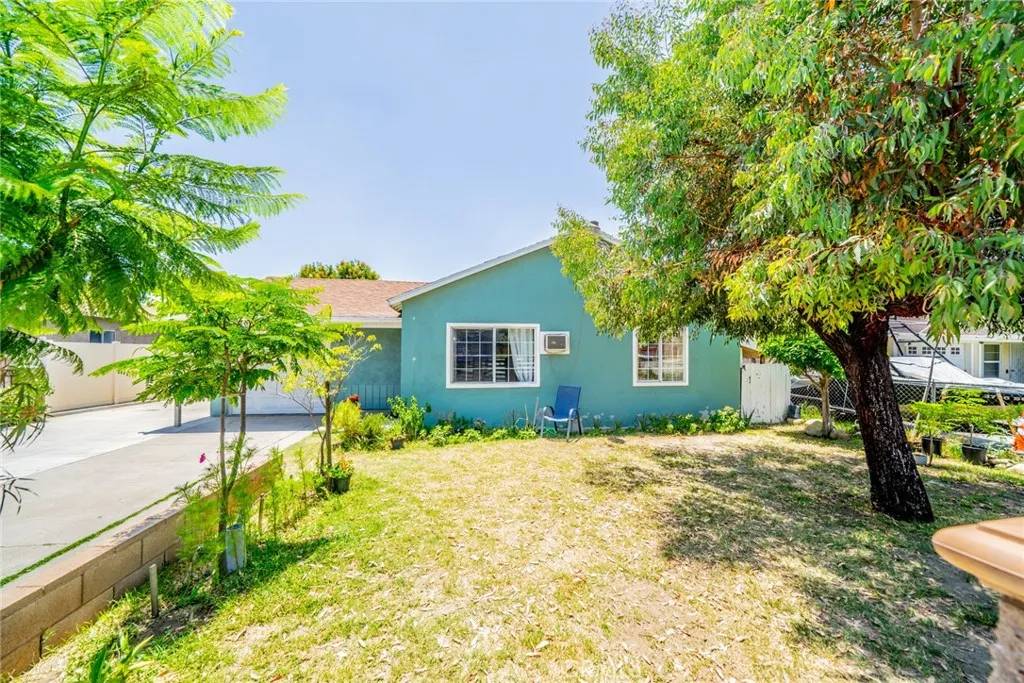 Fontana, CA 92336,17835 Miller Ave