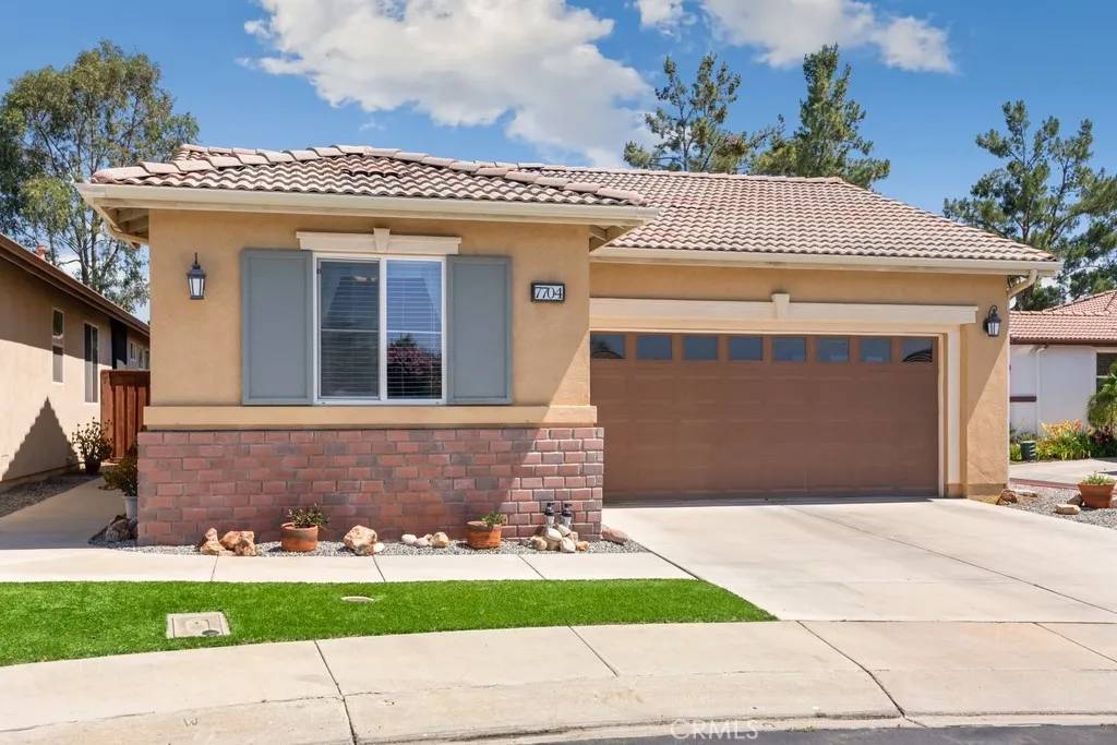Hemet, CA 92545,7704 Couples Way
