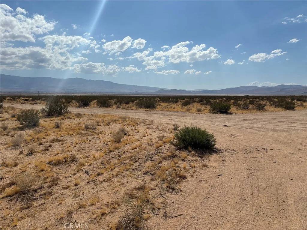Lucerne Valley, CA 92356,0 Fairlane