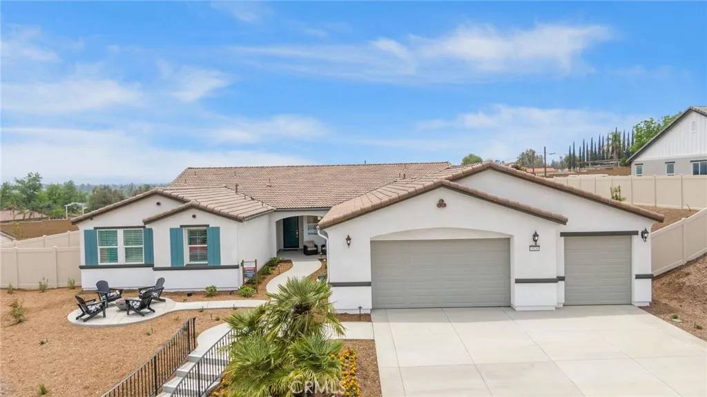 Jurupa Valley, CA 92509,5859 Saddlehorn Lane