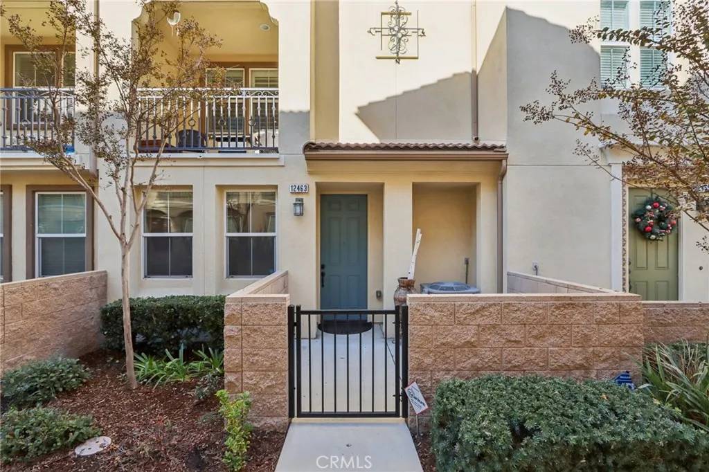 Eastvale, CA 91752,12463 Phoenix Court