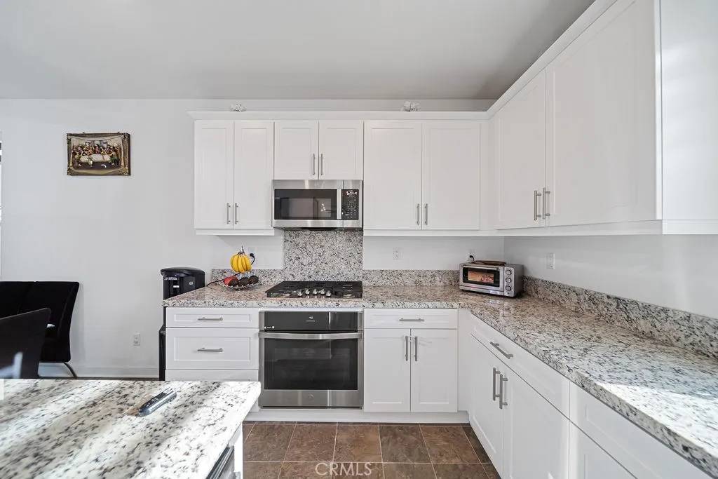 Ontario, CA 91761,3647 Basanite Avenue