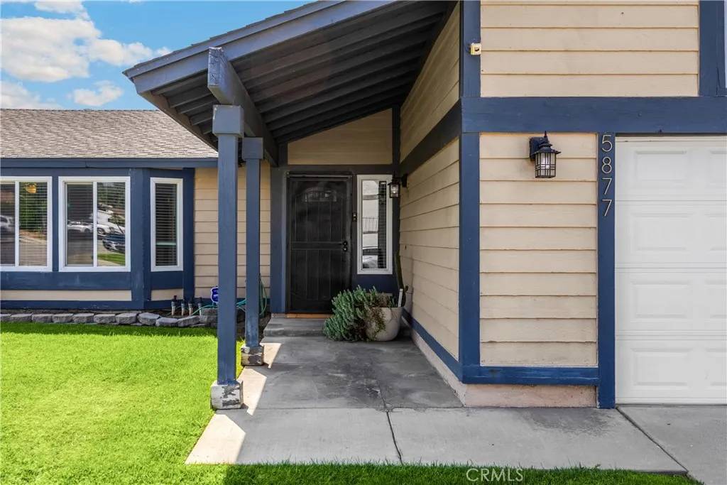San Bernardino, CA 92407,5877 Cynthia Street