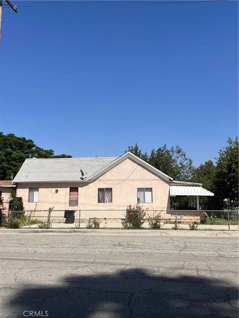 Colton, CA 92324,207 E O Street