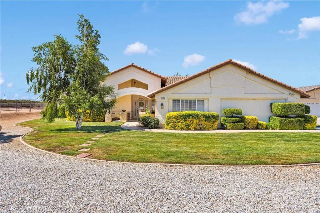 Oak Hills, CA 92344,12958 Ranchero Road