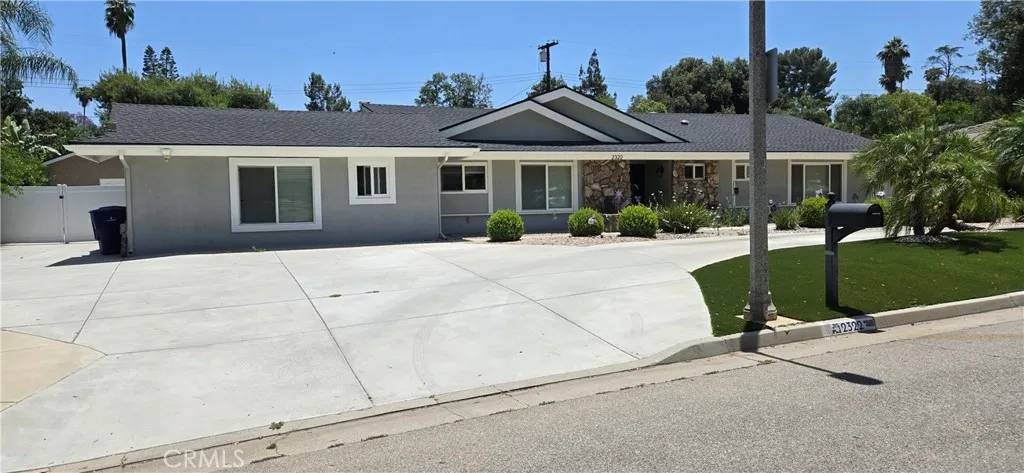 Riverside, CA 92506,2322 Shadow Hill Drive