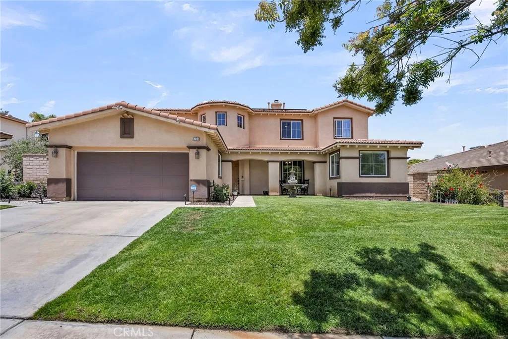 Corona, CA 92883,1775 Honors Lane