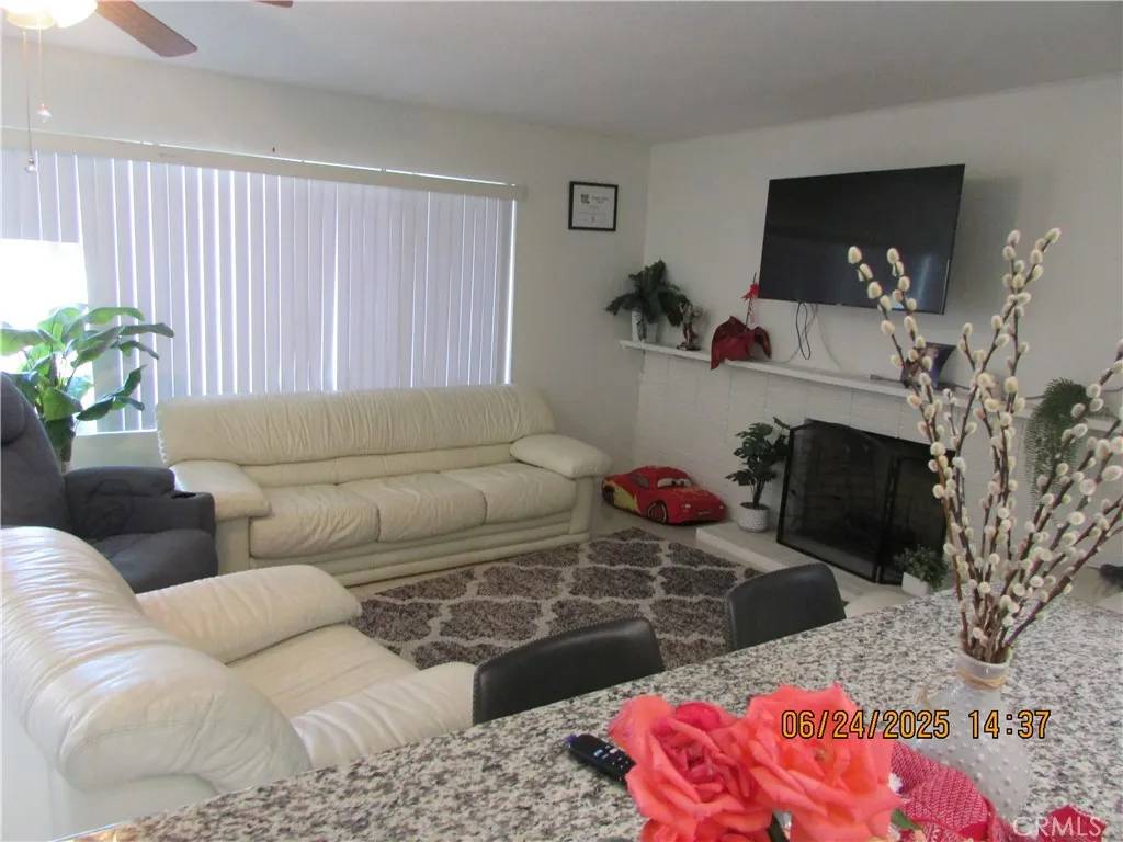 Hemet, CA 92544,26178 Champagne Circle