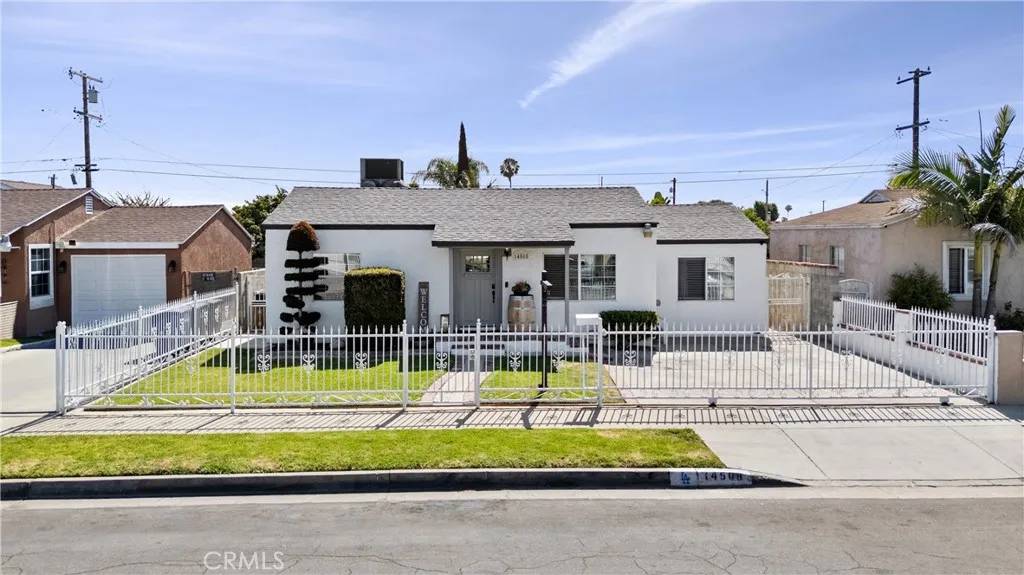 Compton, CA 90220,14508 S Corlett Avenue