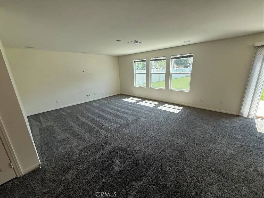 San Jacinto, CA 92582,672 Suukat Court