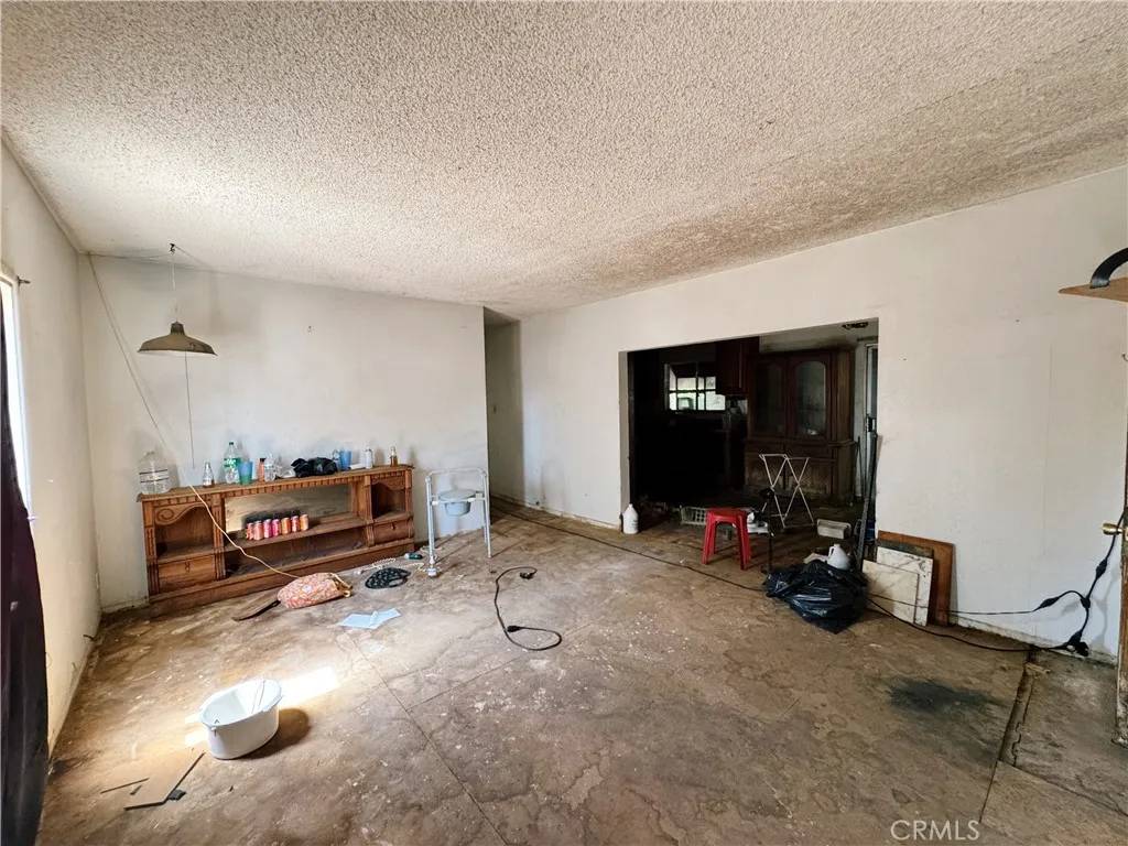 Colton, CA 92324,420 W K Street