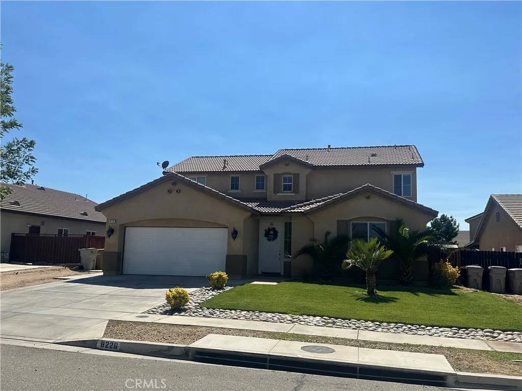 Oak Hills, CA 92344,8226 Monroe Avenue