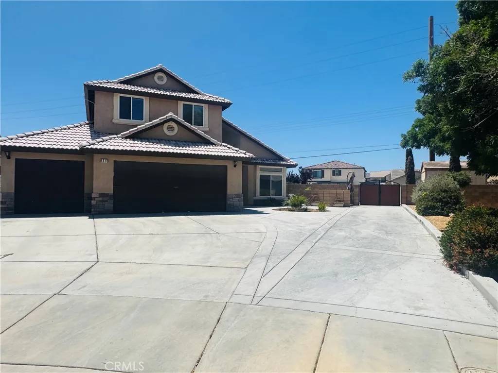 Hesperia, CA 92344,8911 Glenwood Avenue
