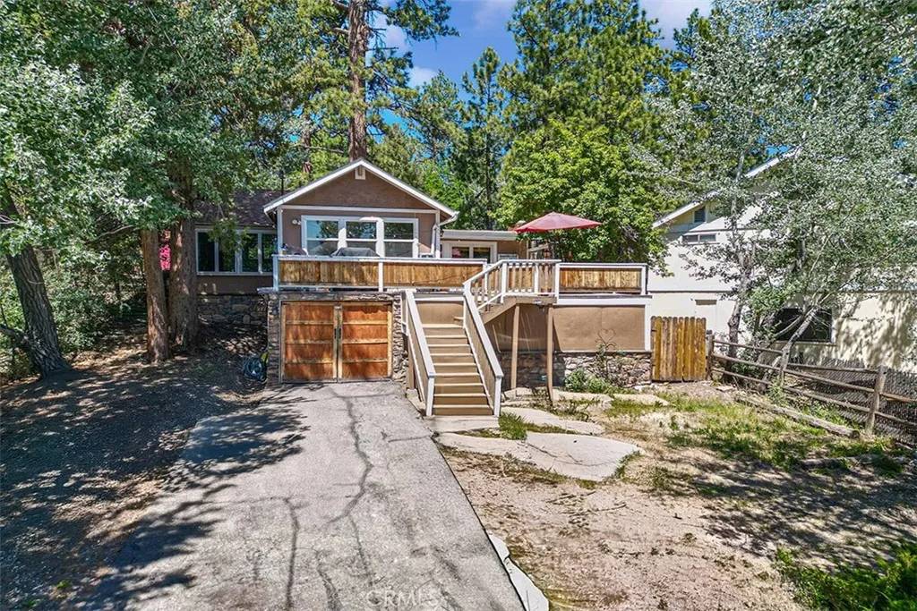 Big Bear Lake, CA 92315,40177 Lakeview Drive