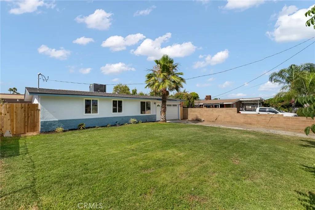 Rialto, CA 92376,530 E 3rd Street