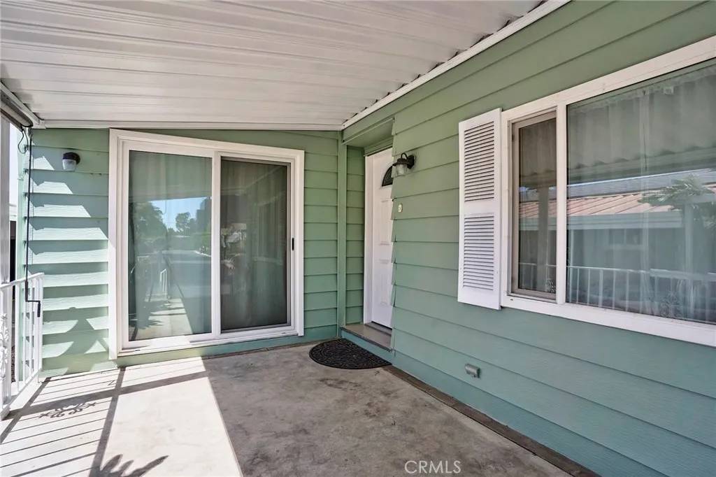 Anaheim, CA 92801,1919 W Coronet #164