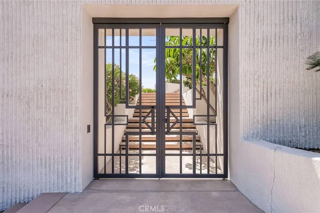 Riverside, CA 92506,2130 Old Quarry Road