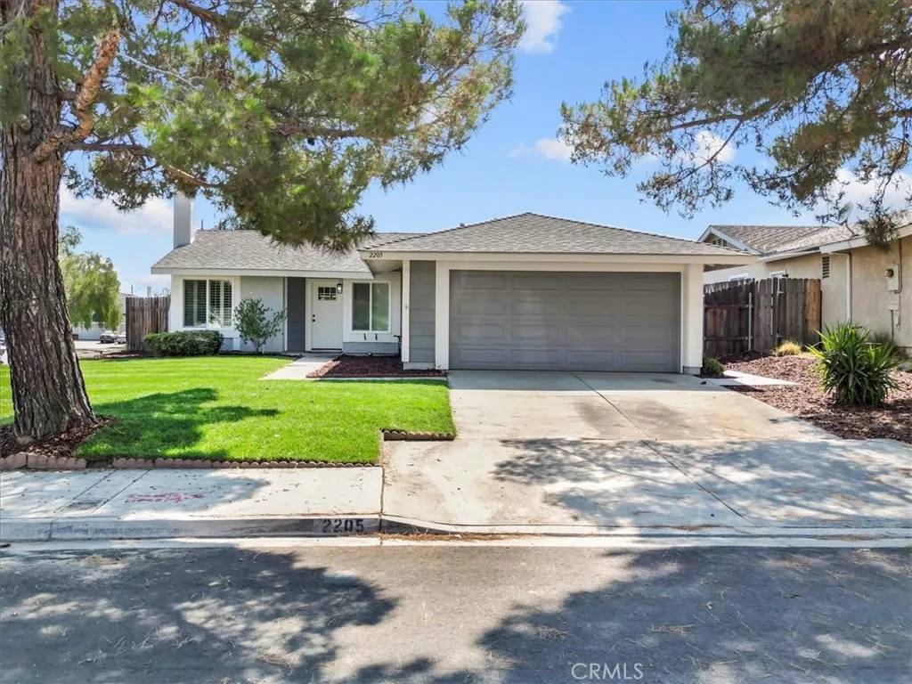San Bernardino, CA 92407,2205 Lake Forest Court
