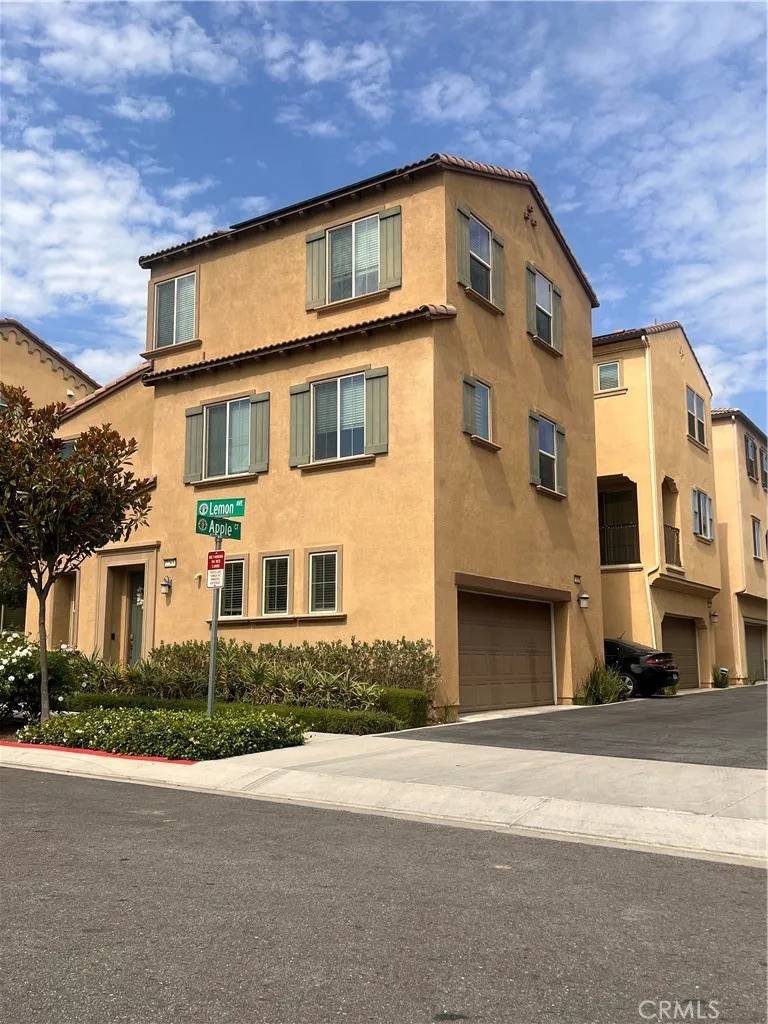 Upland, CA 91786,2265 Apple Court