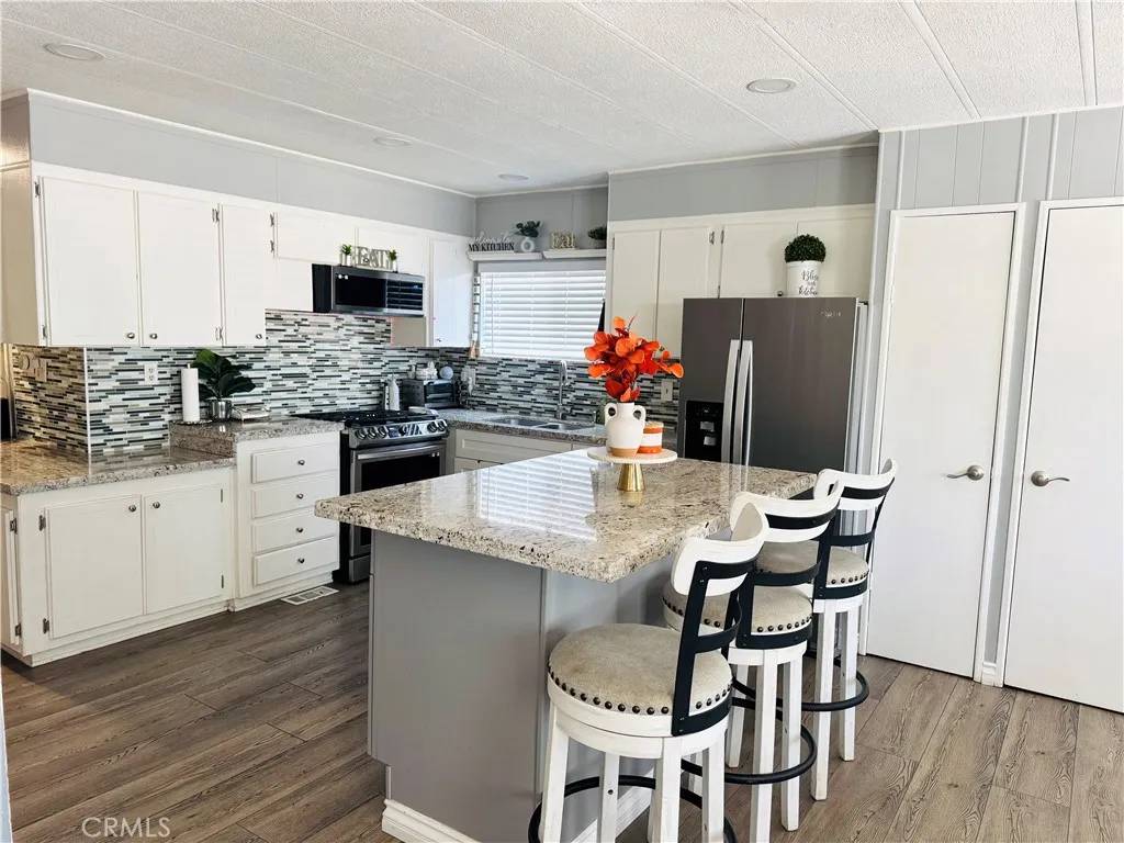 Highland, CA 92346,26245 E Baseline #18