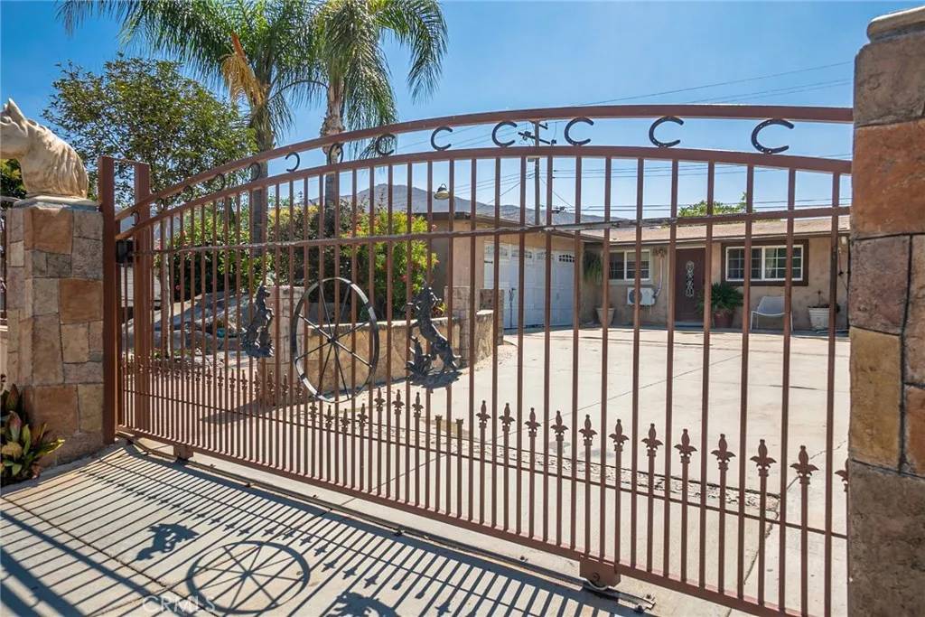 Jurupa Valley, CA 92509,3200 Apple Avenue