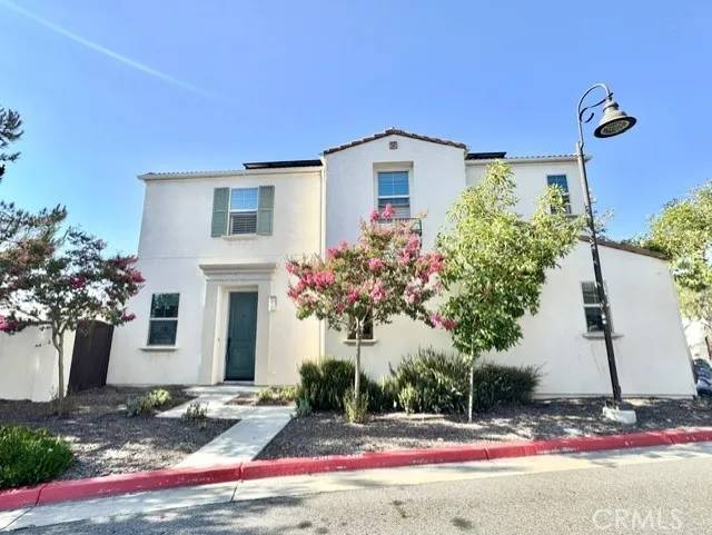 Glendora, CA 91740,299 E Arrow Highway #4