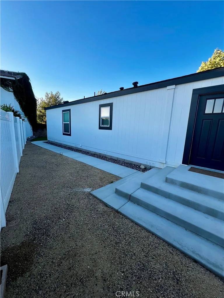 Fontana, CA 92336,17083 Montgomery Avenue #2