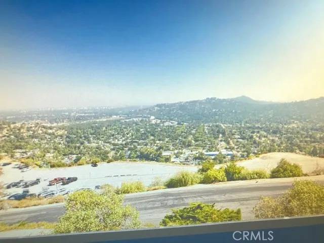 La Canada Flintridge, CA 91011,752 Galaxy Heights Drive