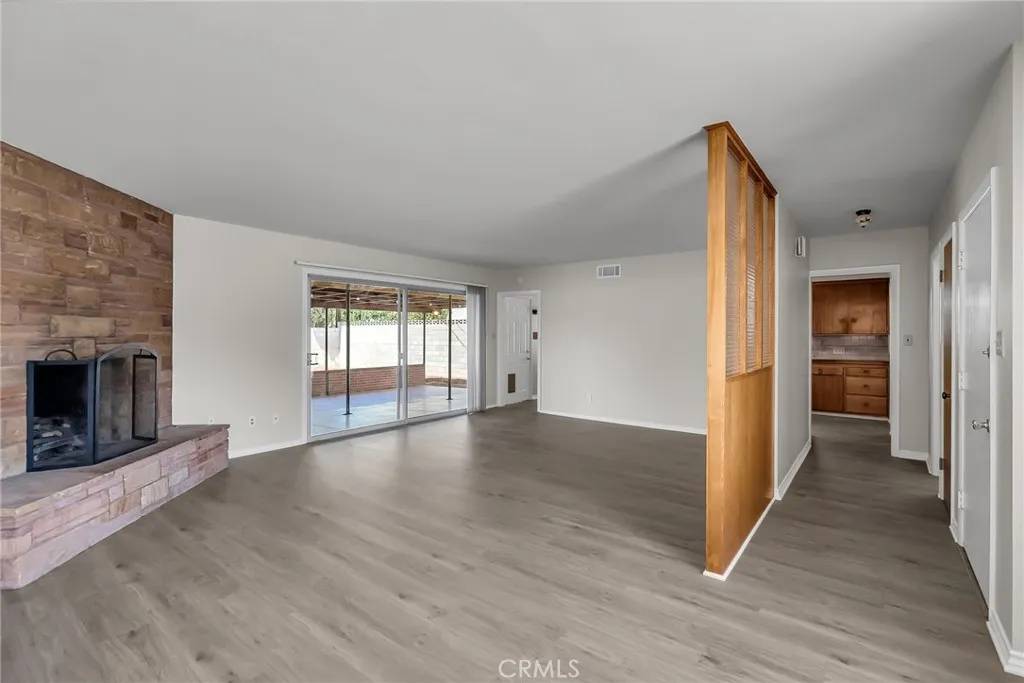 Riverside, CA 92504,5943 Grand Avenue