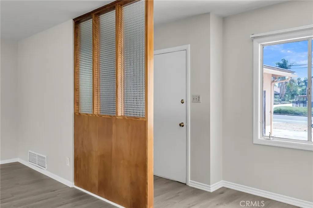 Riverside, CA 92504,5943 Grand Avenue