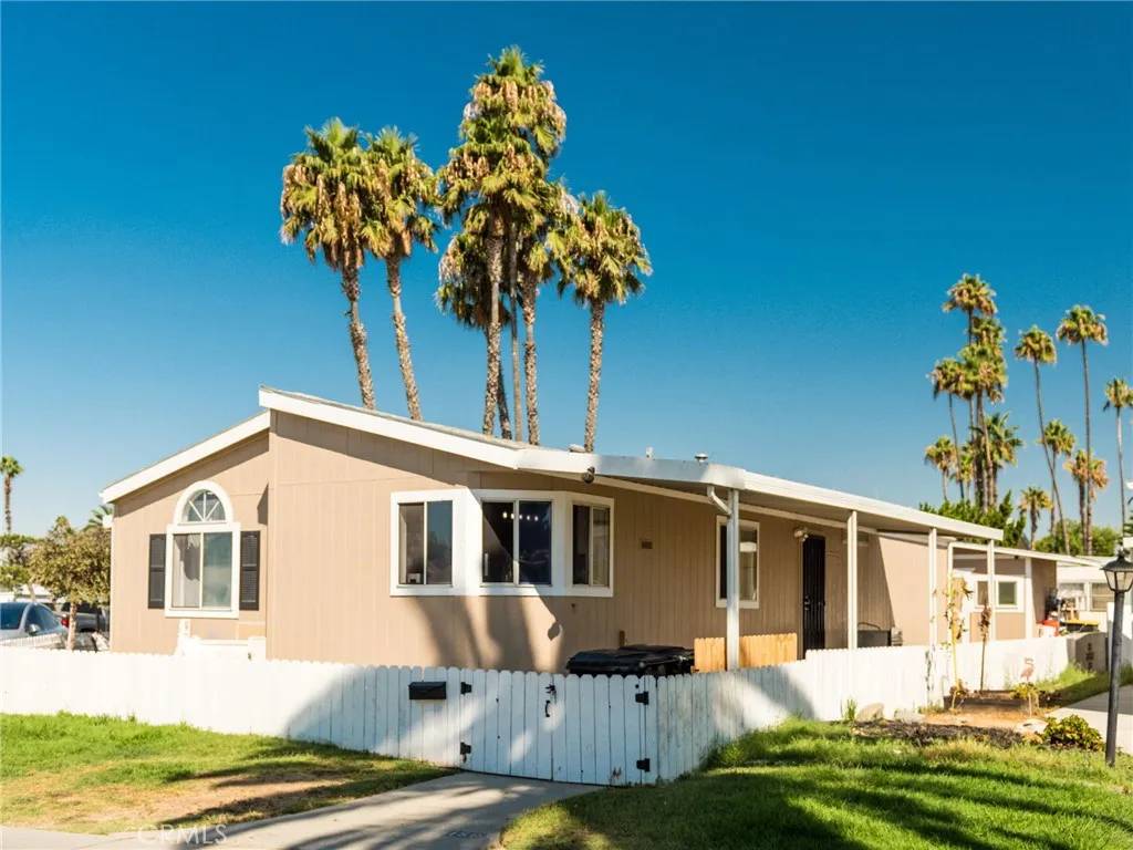 Eastvale, CA 91752,5800 Hamner #159