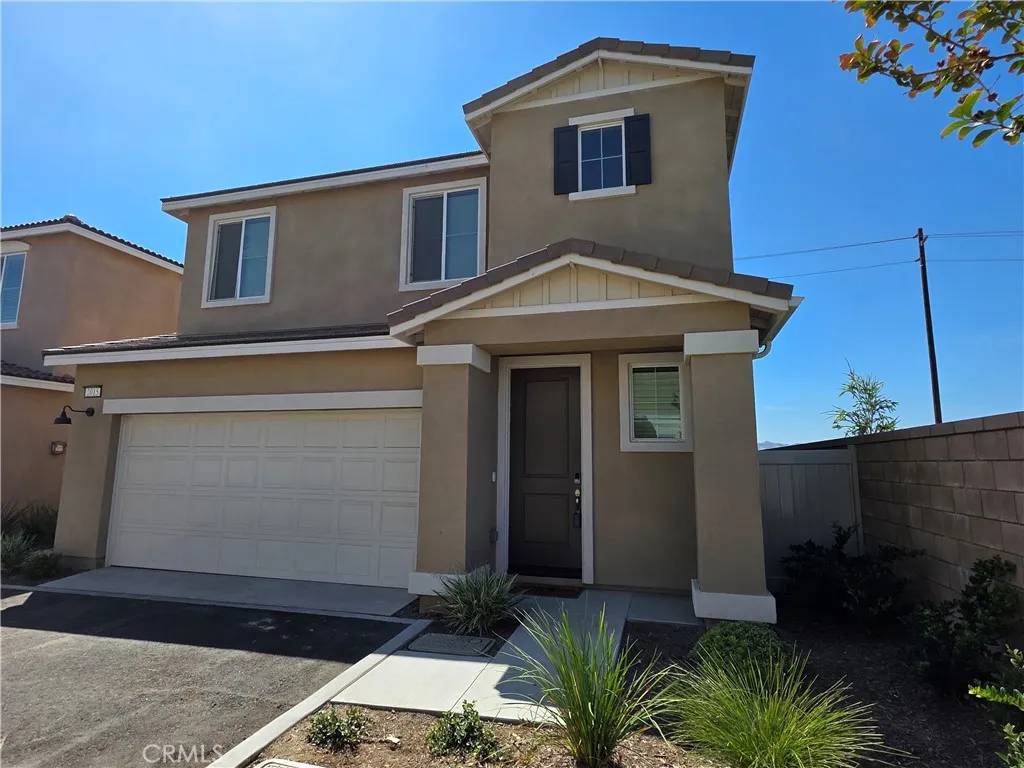 Redlands, CA 92374,2015 Bergamot Street