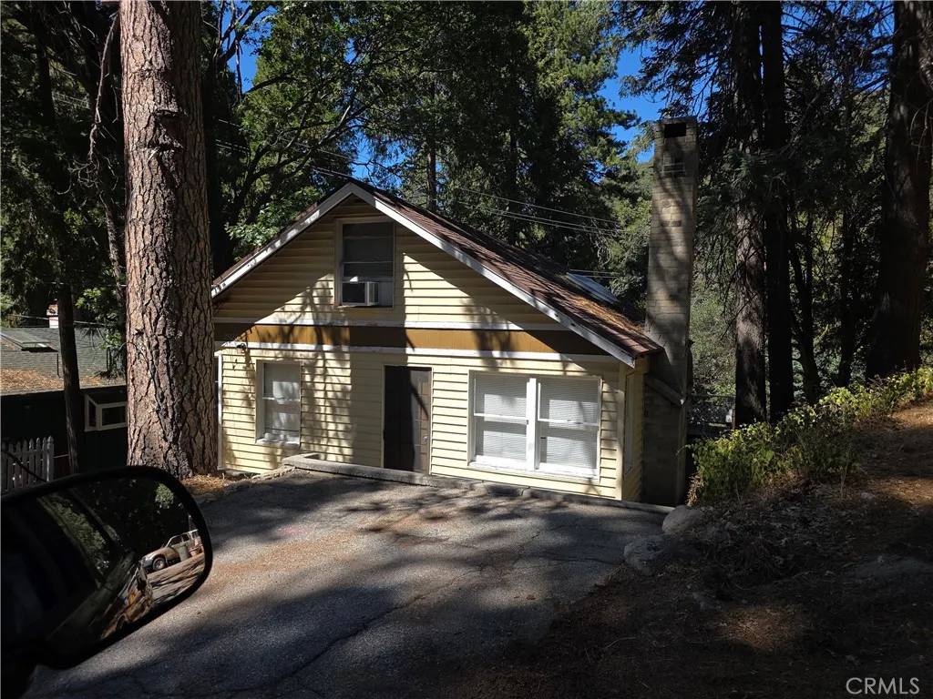 Crestline, CA 92325,25120 Boa