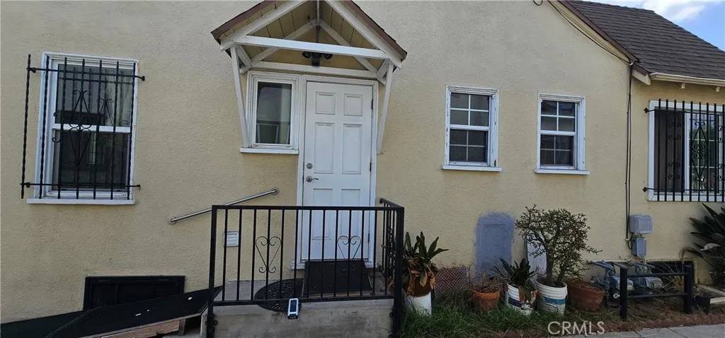 Alhambra, CA 91803,1704 Edgewood Drive