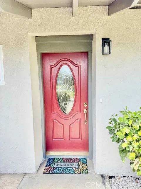 Riverside, CA 92503,8763 Holly Lane