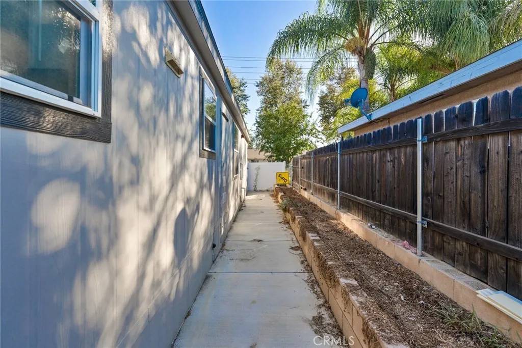 Lake Elsinore, CA 92530,401 W Pottery