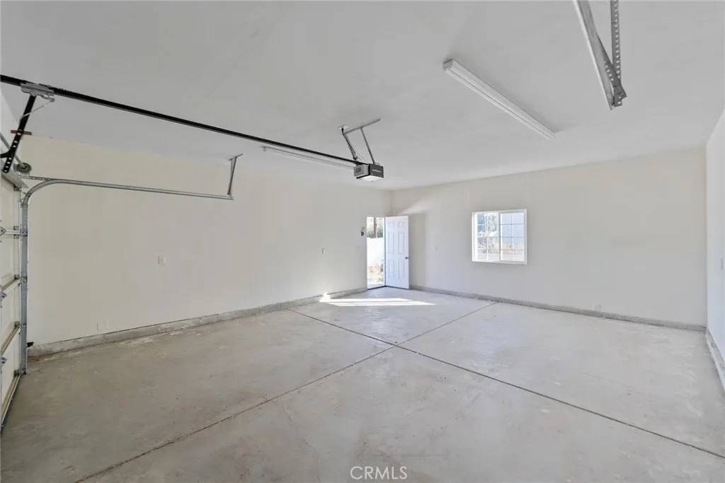 Lake Elsinore, CA 92530,401 W Pottery