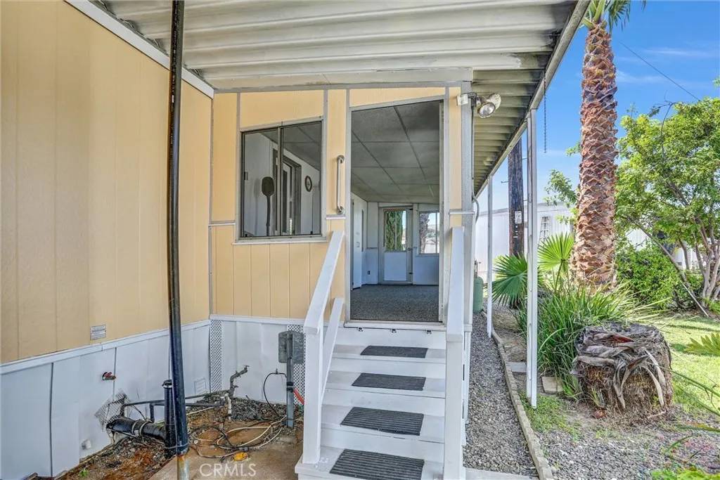 El Cajon, CA 92019,410 S 1st #30