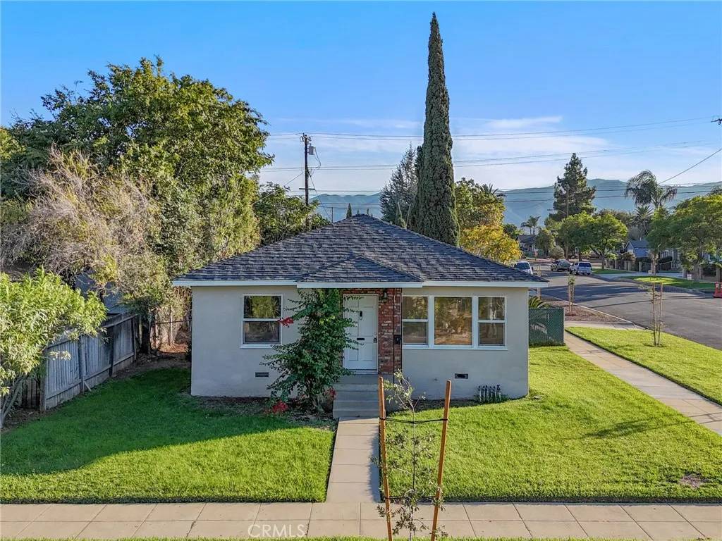 Corona, CA 92882,224 W Kendall