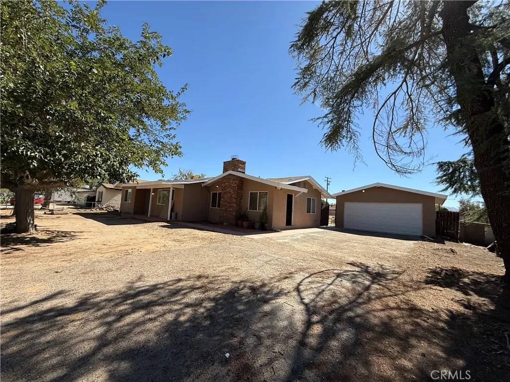 Apple Valley, CA 92307,21865 Dotame Avenue