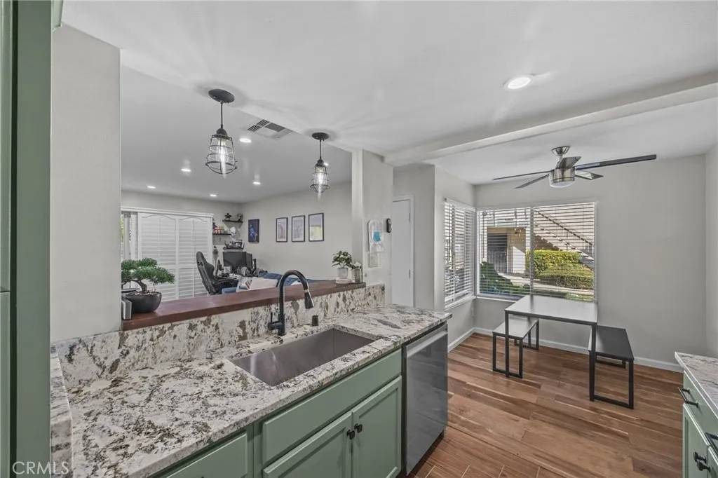 Colton, CA 92324,1800 E Old Ranch #115