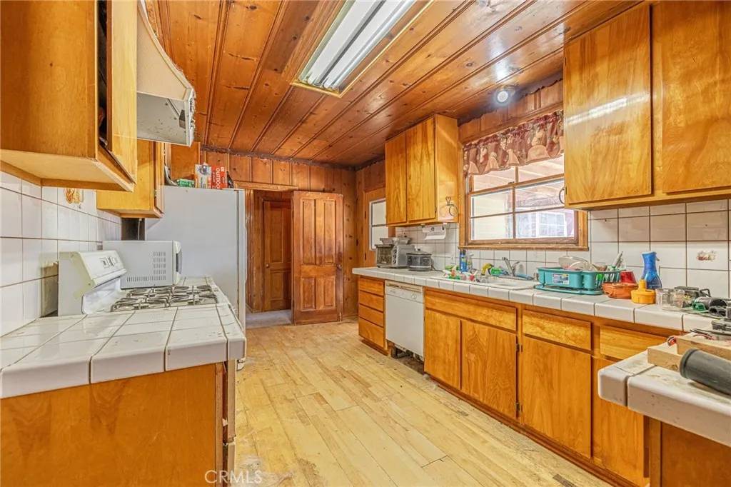 Llano, CA 93544,33600 172nd East