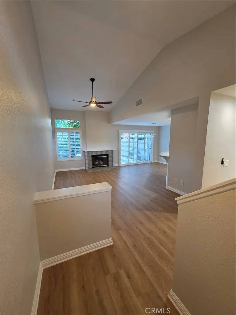 Tustin, CA 92782,2211 Carob