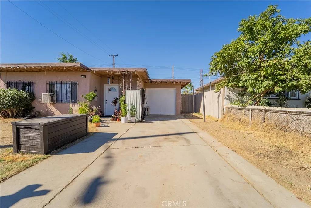 Colton, CA 92324,1709 Rialto