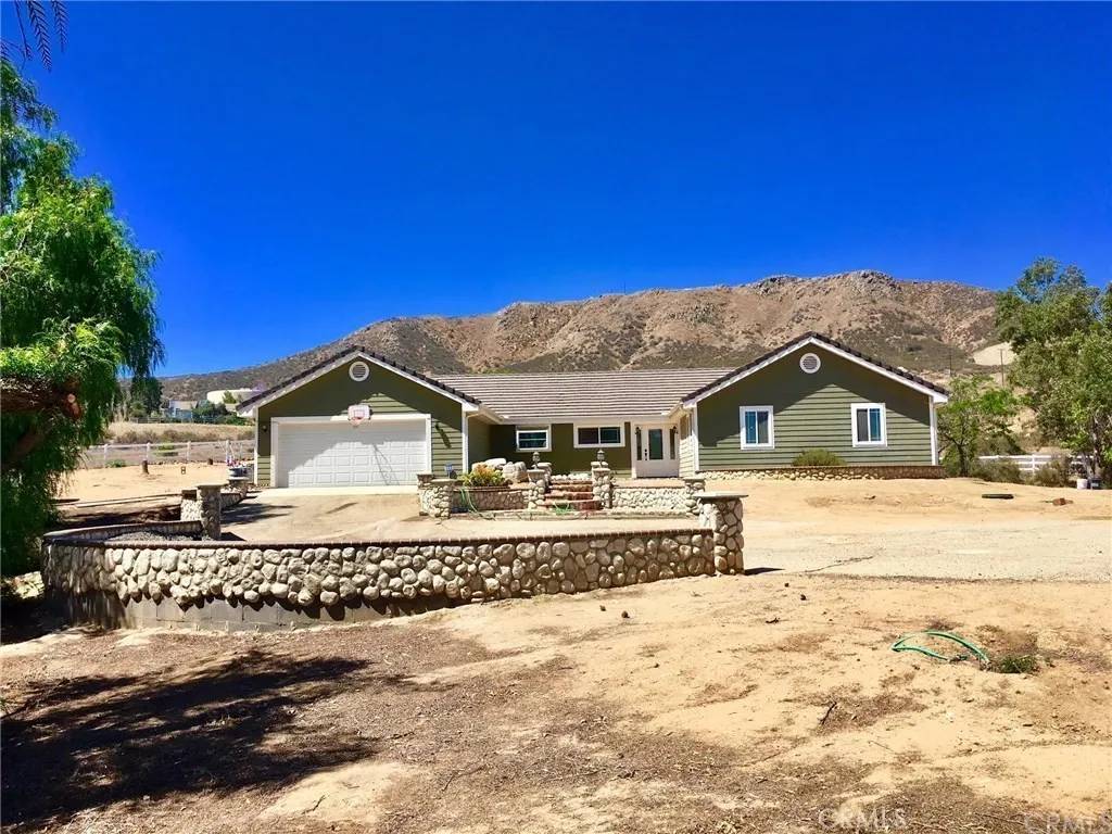 Lake Mathews, CA 92570,23435 Rolling Meadows