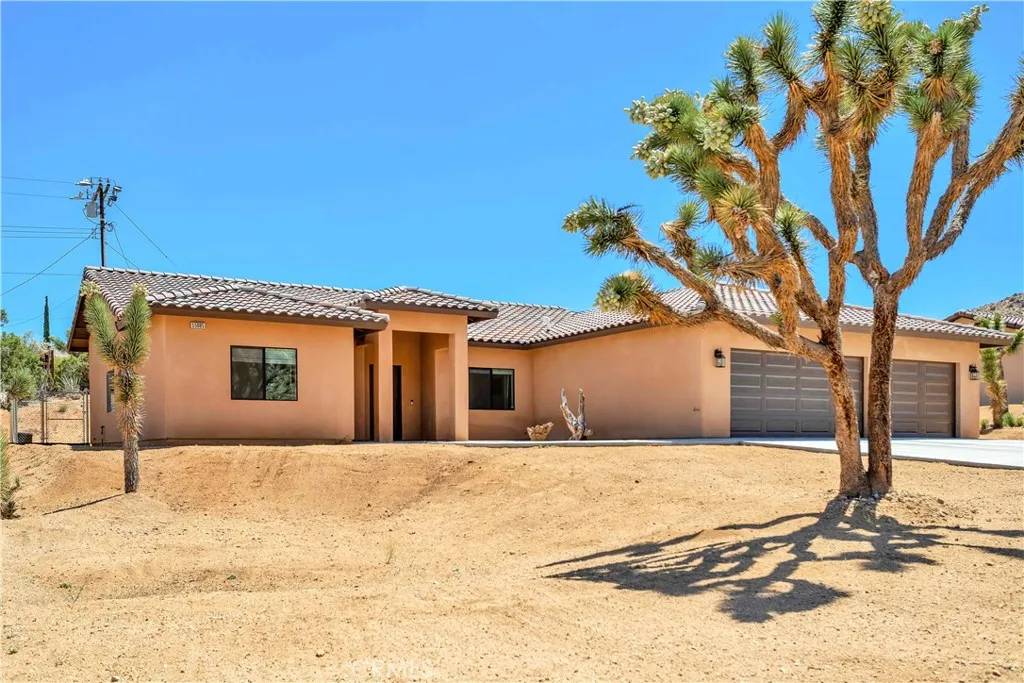 Yucca Valley, CA 92284,55885 Desert Gold Drive