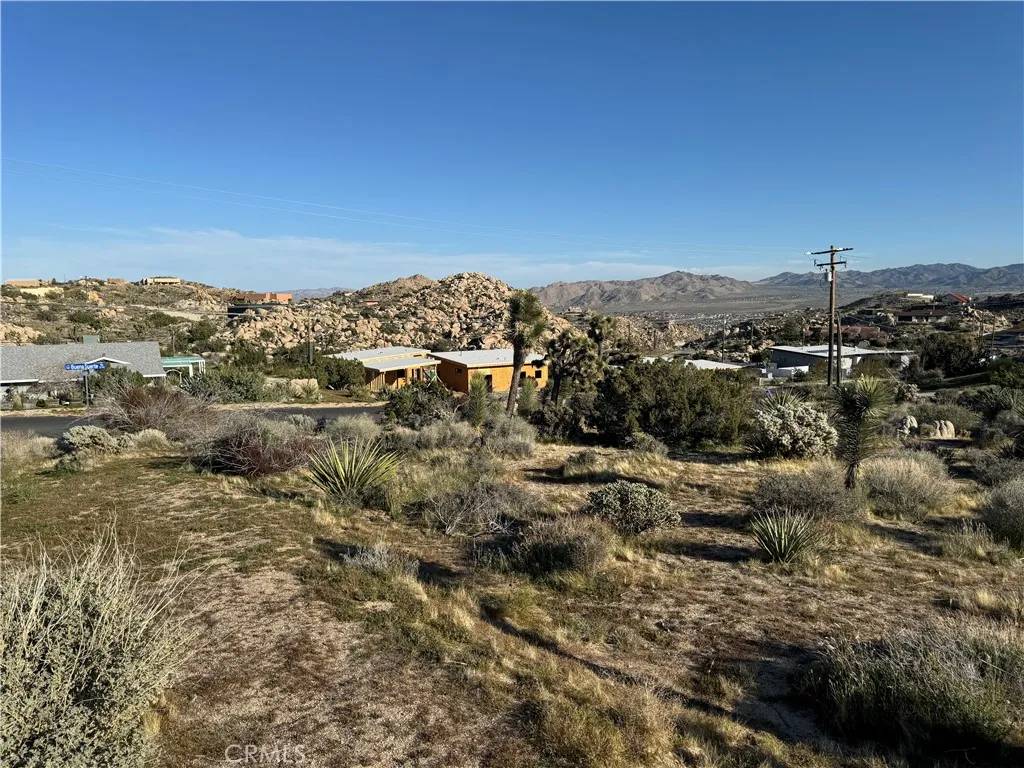 Yucca Valley, CA 92284,0 Buena Suerta