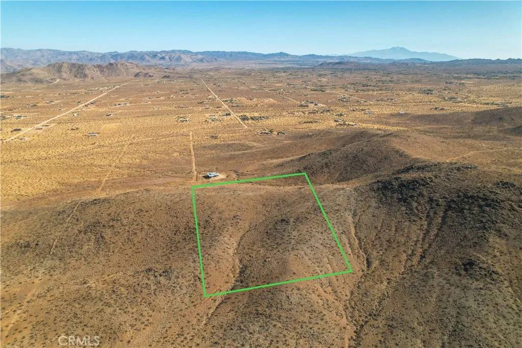 Joshua Tree, CA 92252,28 Demense