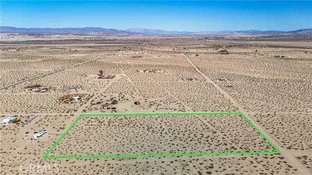 29 Palms, CA 92277,1 Nandina
