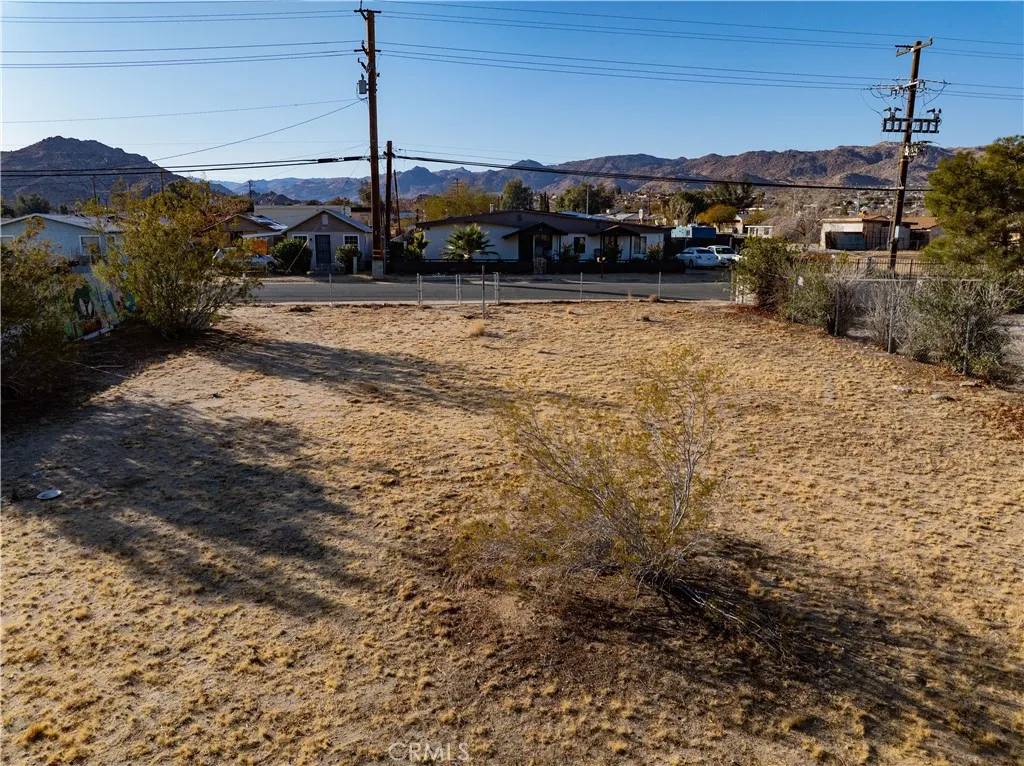 Joshua Tree, CA 92252,61984 Commercial